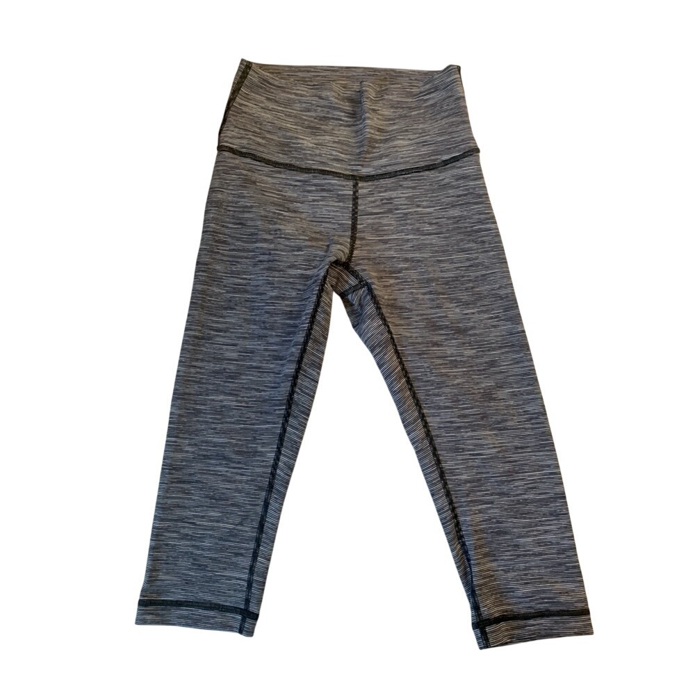 lululemon Wunder Under Athletic Cropped leggings Yoga Women Size 4 Black